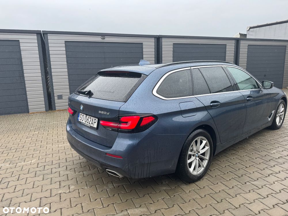 BMW Seria 5 520d xDrive mHEV Luxury Line sport - 7