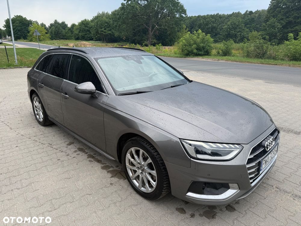 Audi A4 Avant 30 TDI S tronic - 1