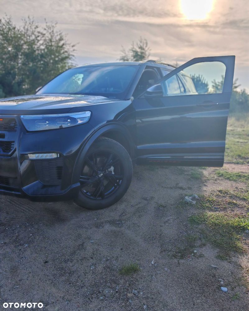 Ford Explorer - 7