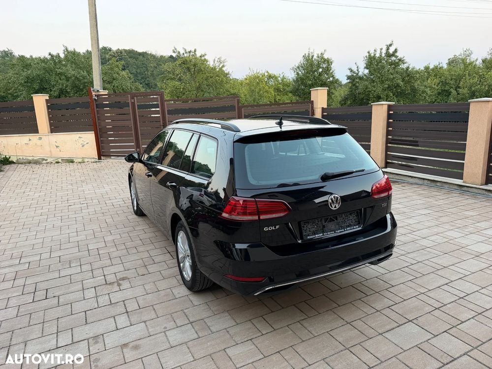 Volkswagen Golf 1.6 TDI DPF Comfortline - 19