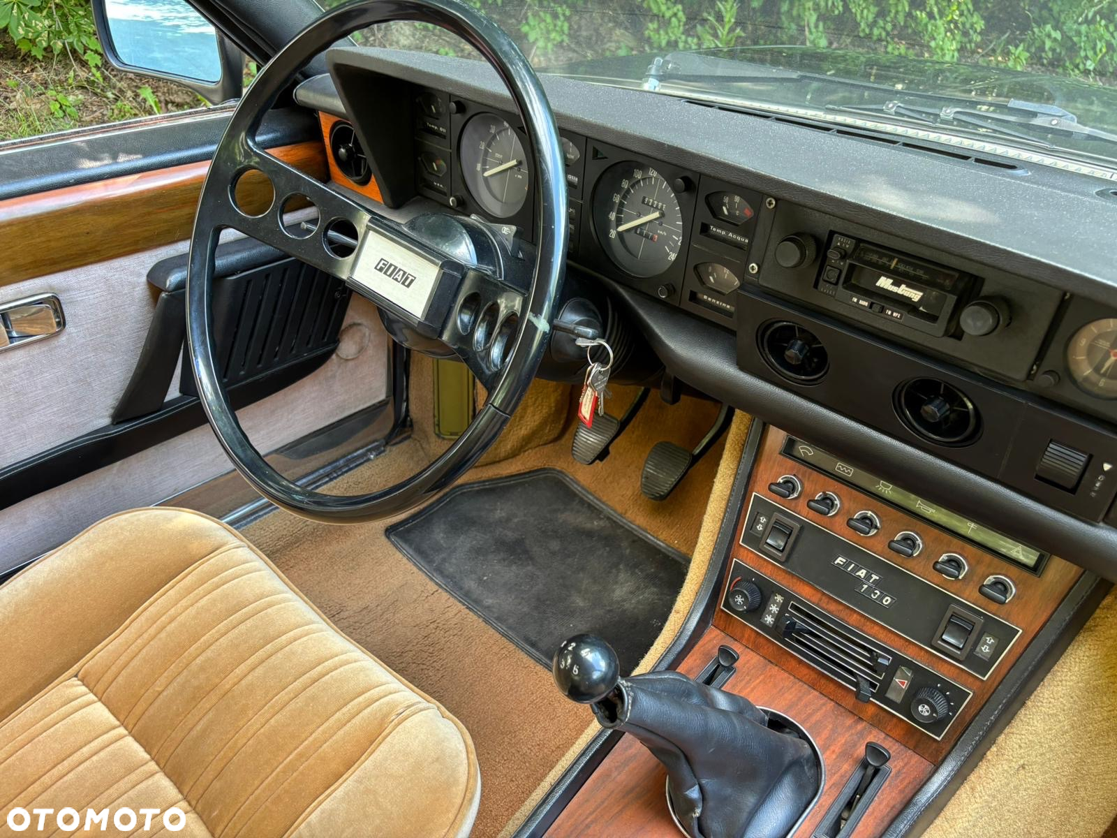 Fiat 130 - 25