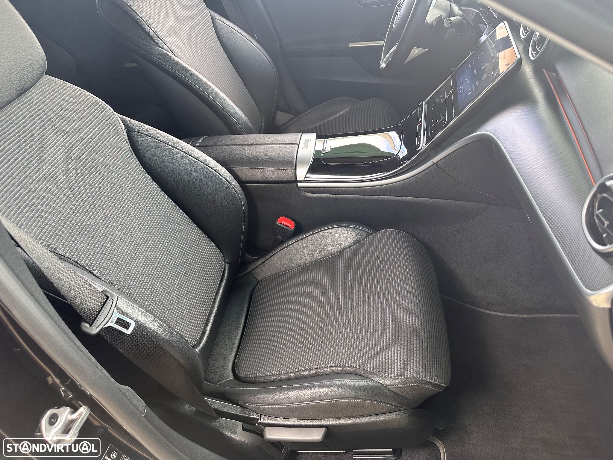 Mercedes-Benz C 220 d T 9G-TRONIC Avantgarde Advanced - 11