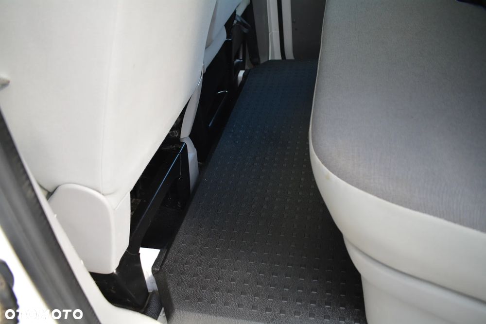 Volkswagen TRANSPORTER T5 LIFT - 27