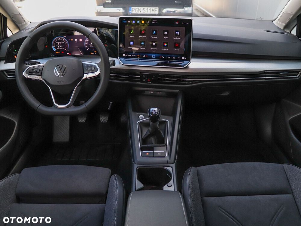 Volkswagen Golf Variant - 12