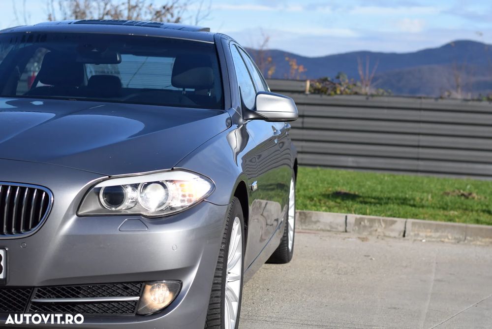 BMW Seria 5 520d Aut. - 21