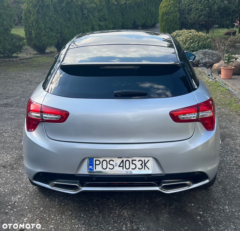 Citroën DS5 Hybrid4 Business Class - 12