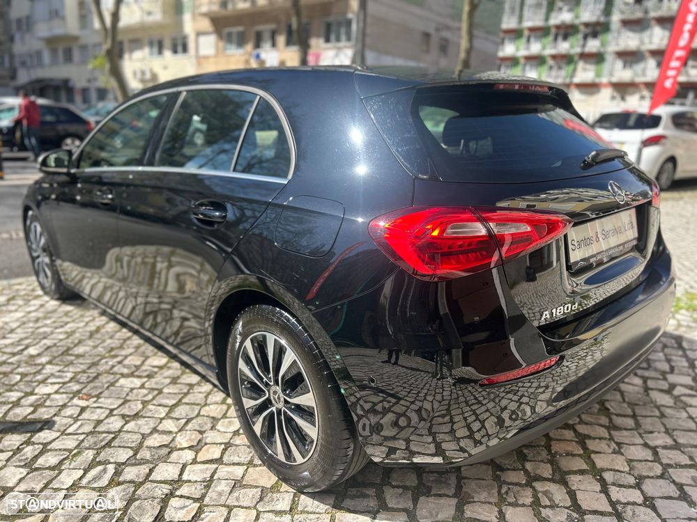 Mercedes-Benz A 180 d Style Plus Aut. - 2