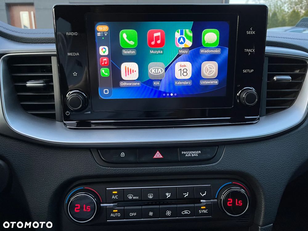 Kia Ceed 1.6 CRDi mHEV M - 13