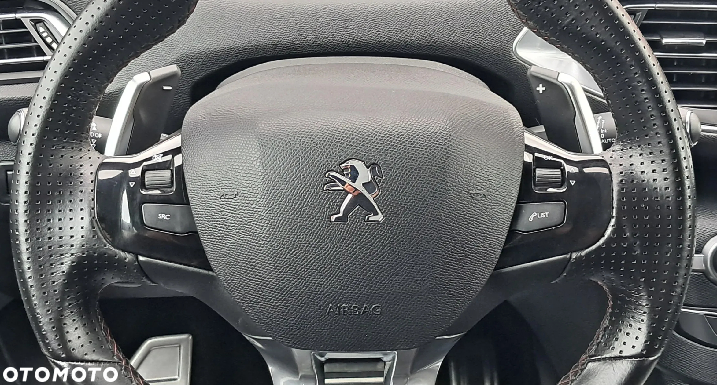 Peugeot 308 SW BlueHDi 130 EAT8 Stop & Start GT - 26