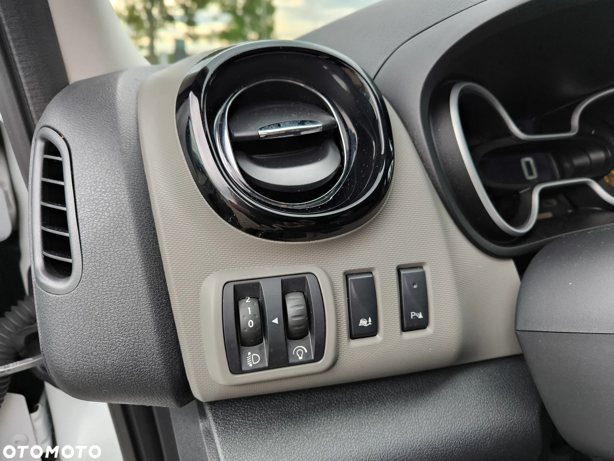 Renault Trafic - 18
