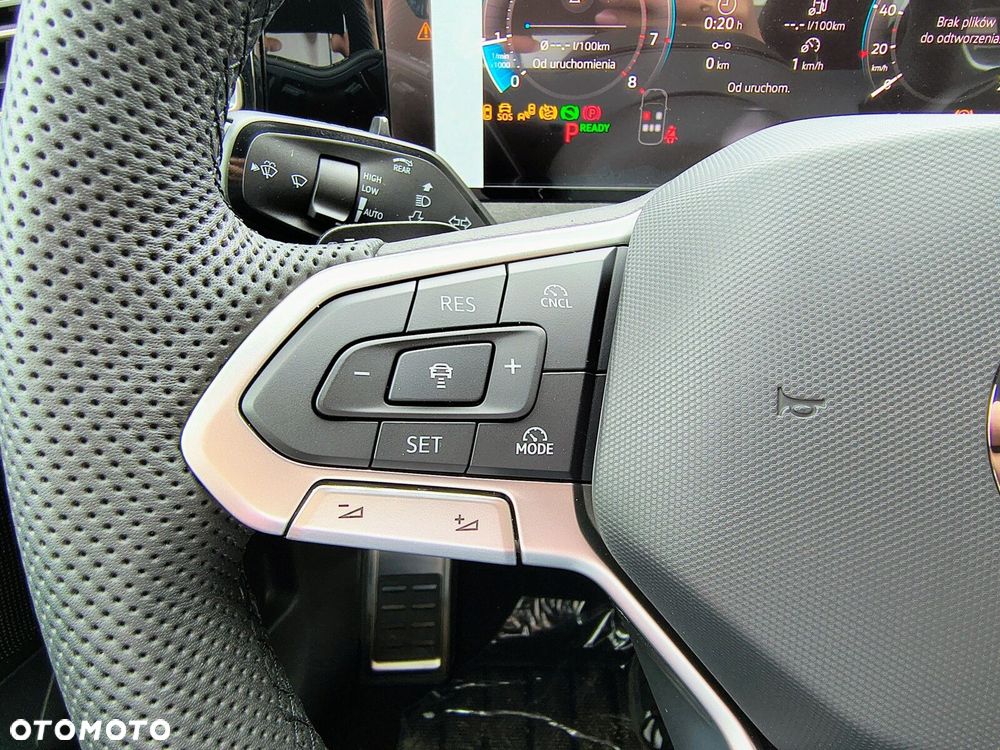 Volkswagen Tiguan 1.5 eTSI R-Line Plus DSG - 25