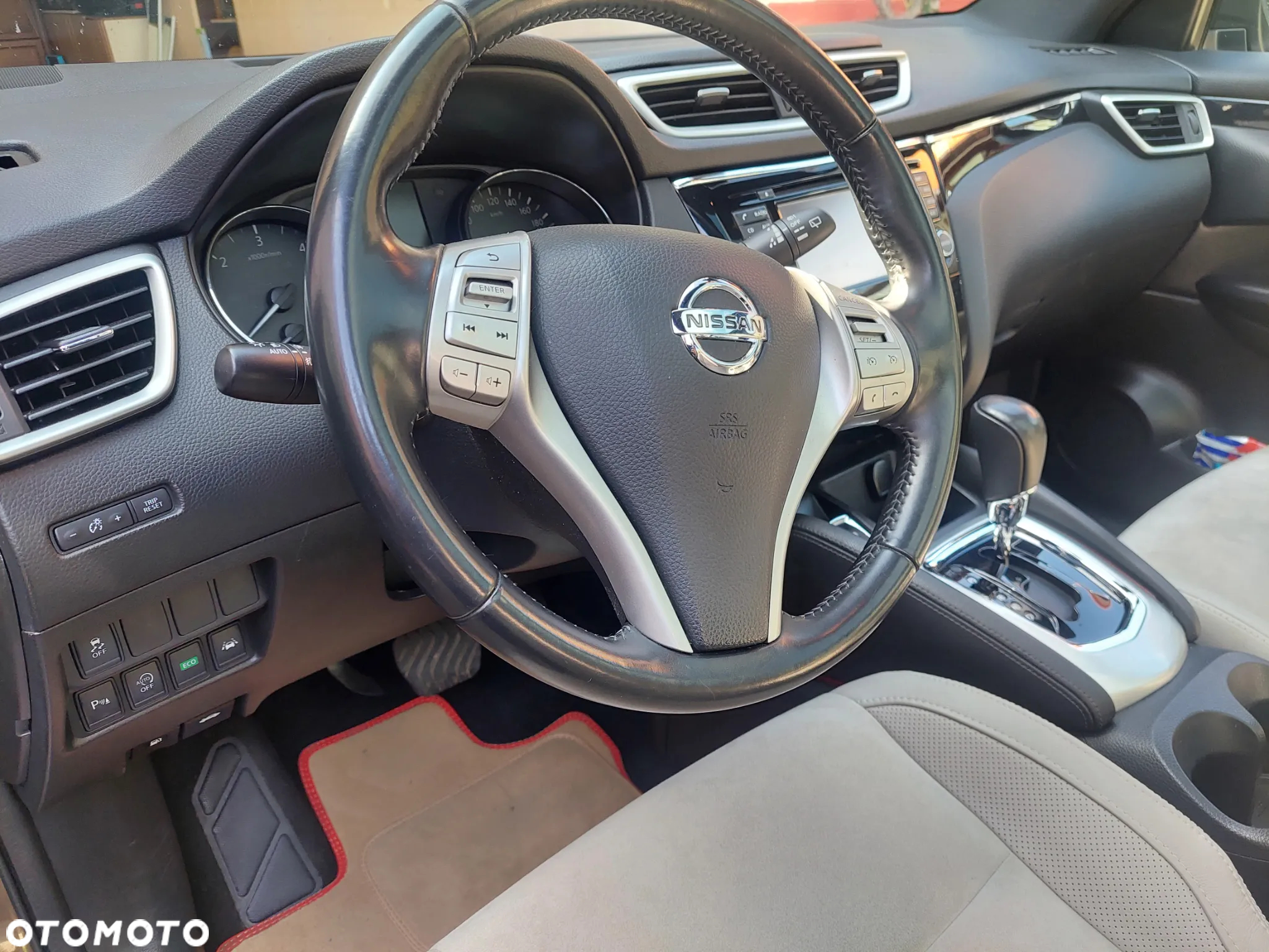 Nissan Qashqai 1.6 DCi N-Connecta Xtronic - 5