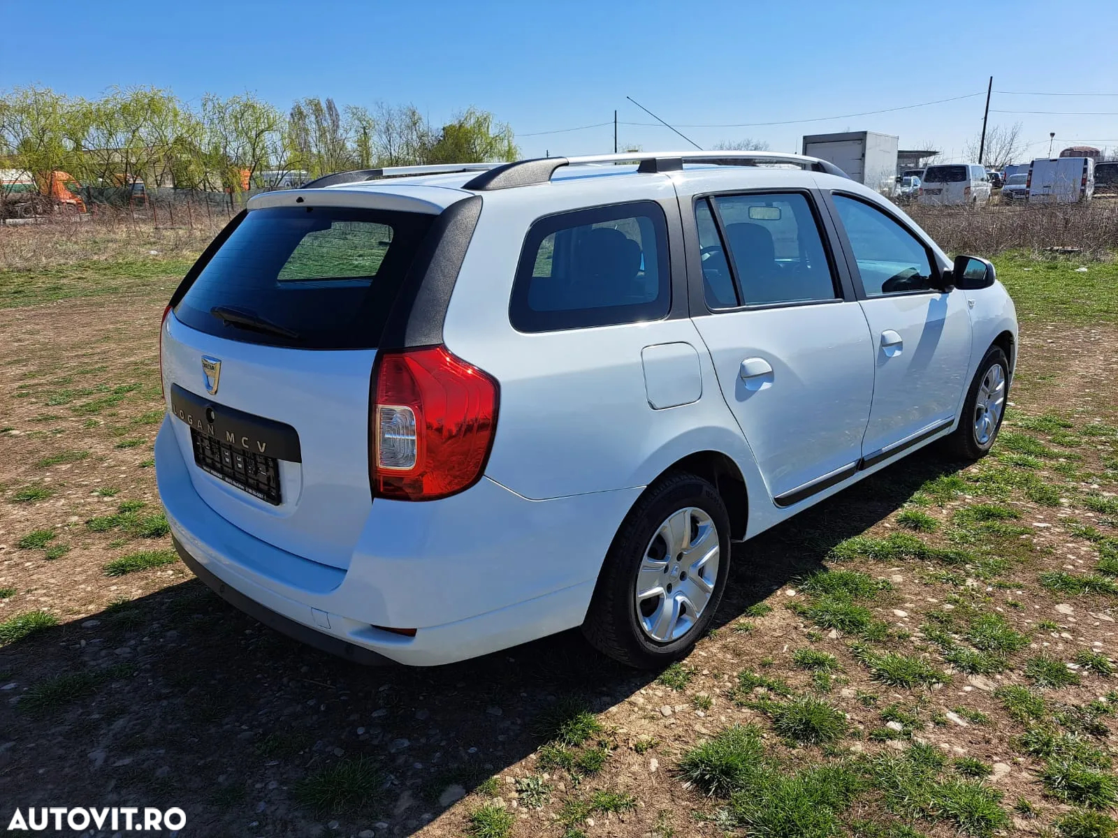 Dacia Logan MCV SCe 75 Laureate - 3