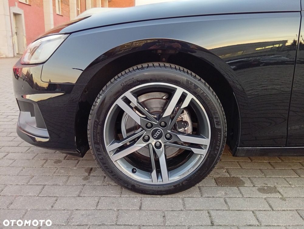 Audi A4 Limousine - 40