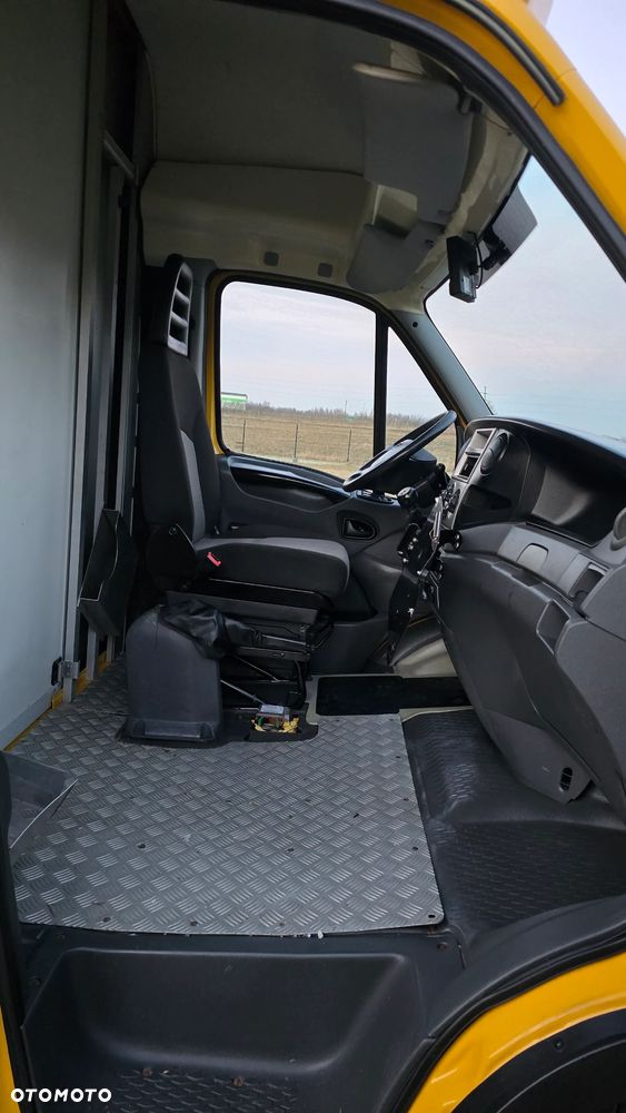 Iveco DAILY V, 35S11, KONTENER POCZTOWY DHL, - 15