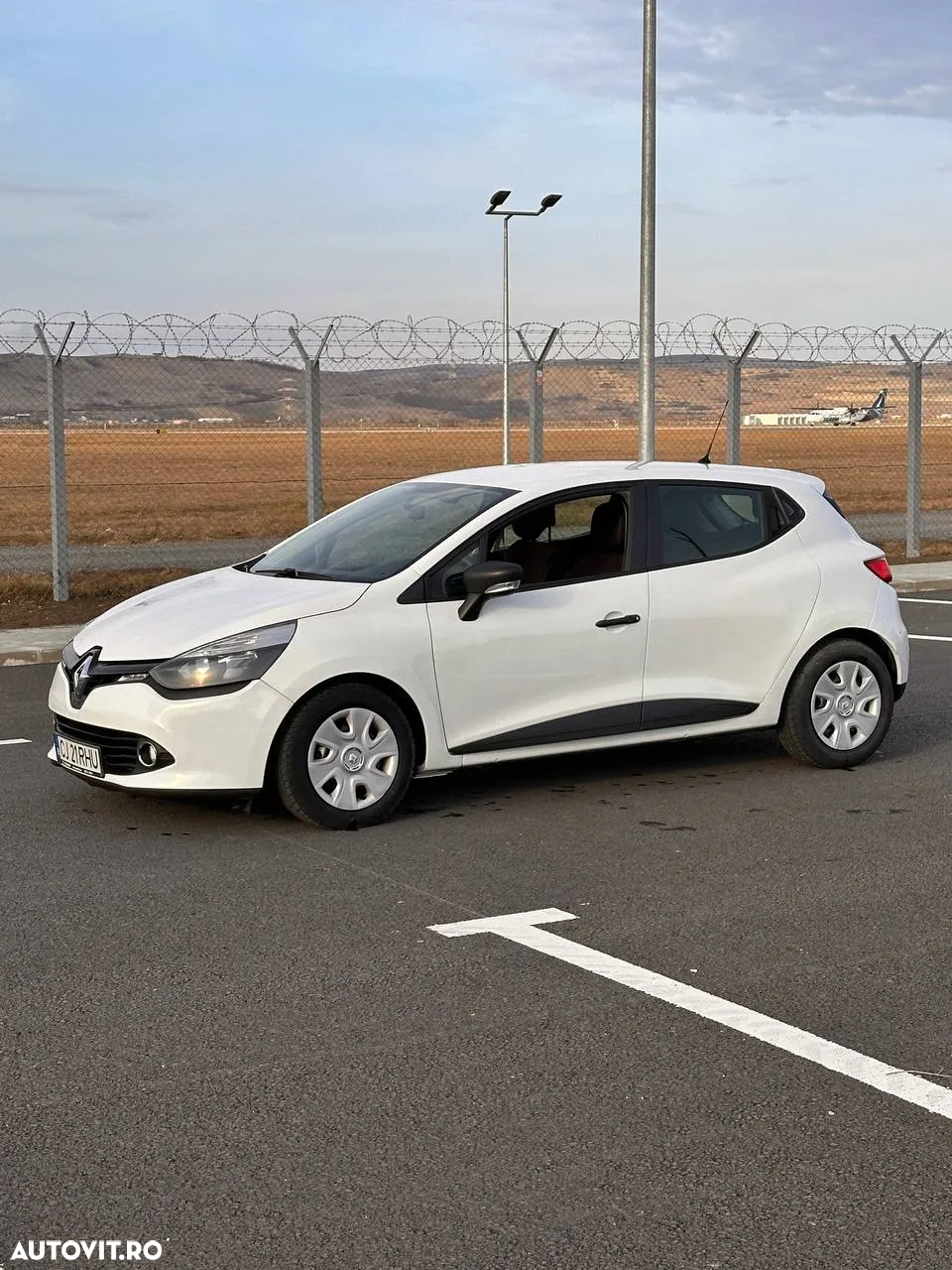 Renault Clio IV 1.2 16V Authentique - 5