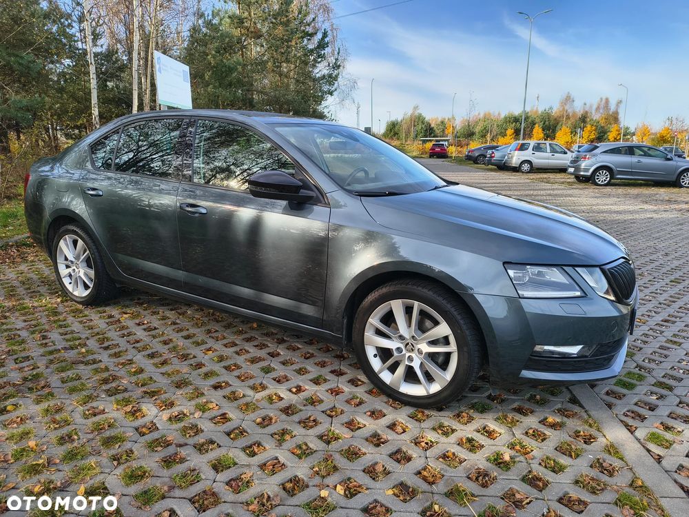 Skoda Octavia 1.5 TSI ACT Style DSG - 8