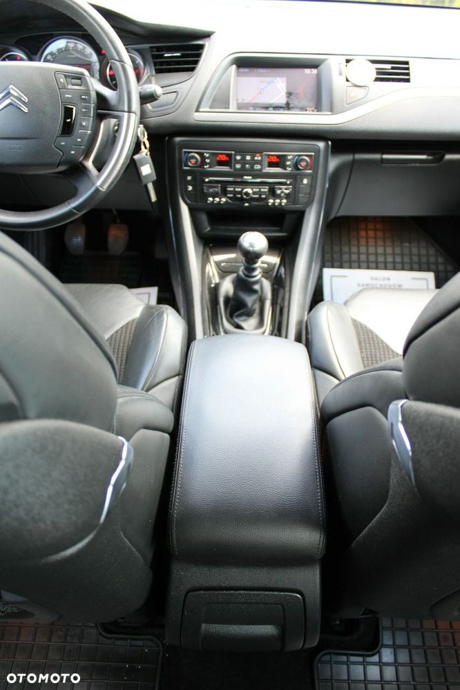 Citroën C5 2.0 HDi Exclusive - 26