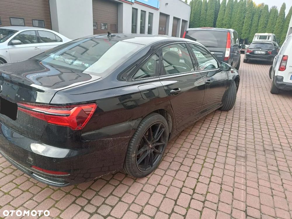 Audi A6 - 6