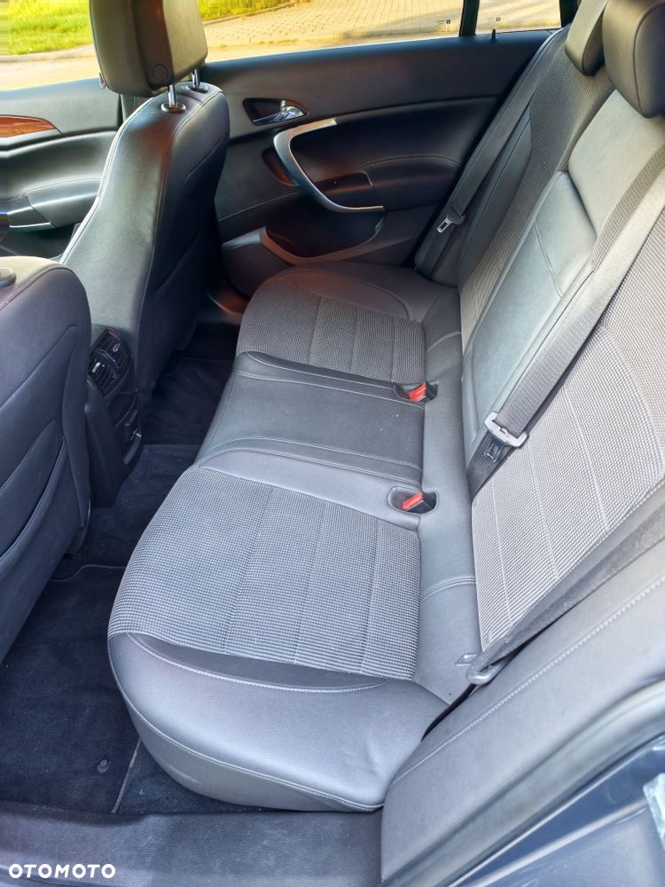 Opel Insignia - 8