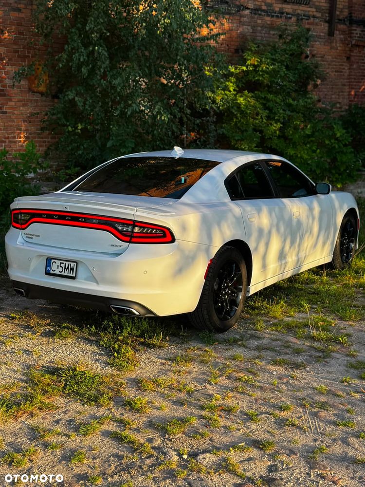 Dodge Charger - 10