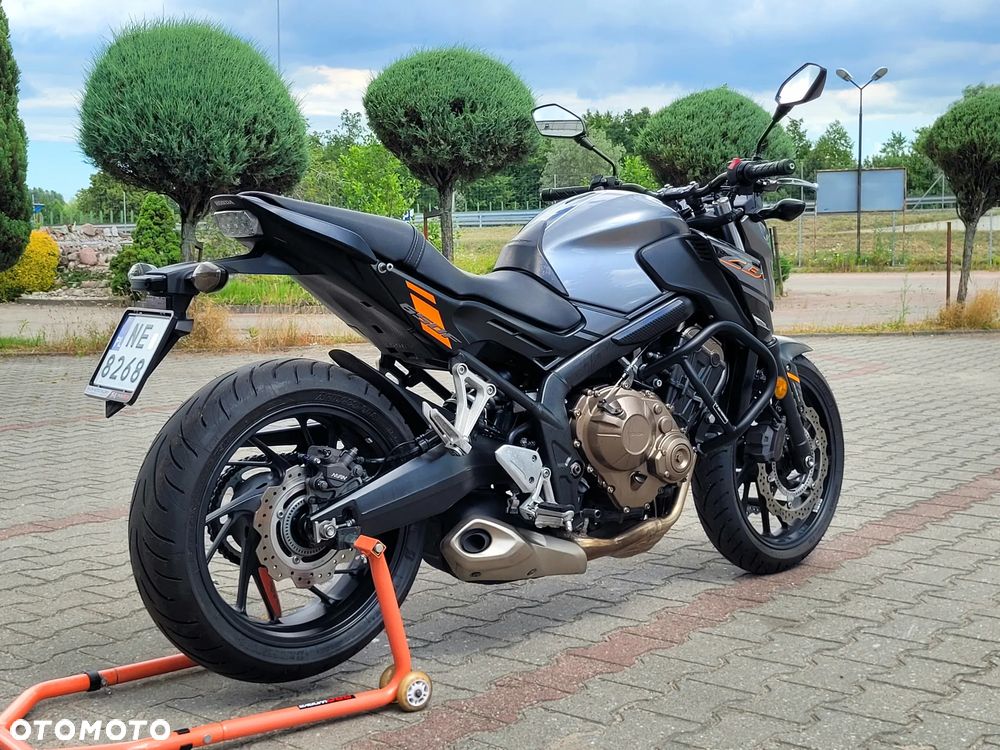 Honda CB - 10