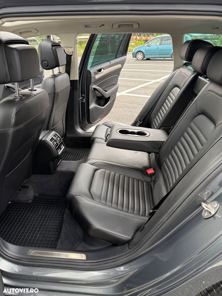 Volkswagen Passat 2.0 TDI 4Motion Highline - 15