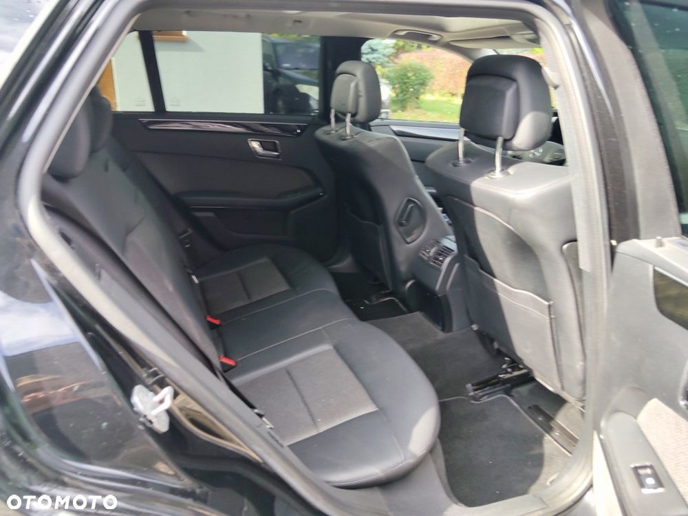 Mercedes-Benz Klasa E 350 CGI BlueEffICIENCY Avantgarde - 17
