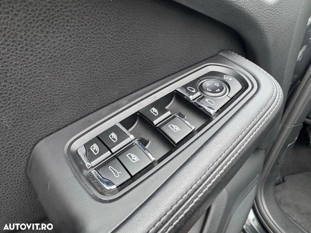 Porsche Macan 3.0 PDK S - 25