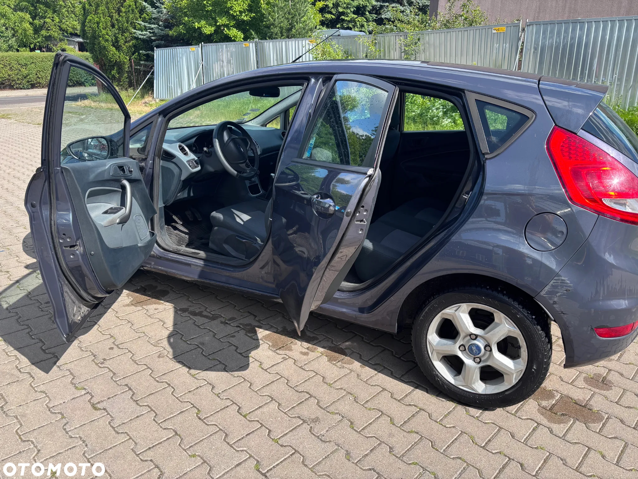 Ford Fiesta 1.25 Ambiente - 11