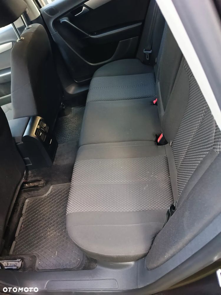 Volkswagen Passat - 21