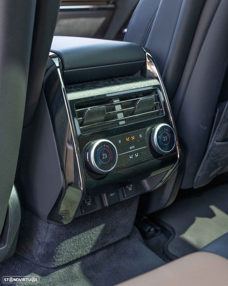 Land Rover Range Rover Sport P550e Autobiography - 18