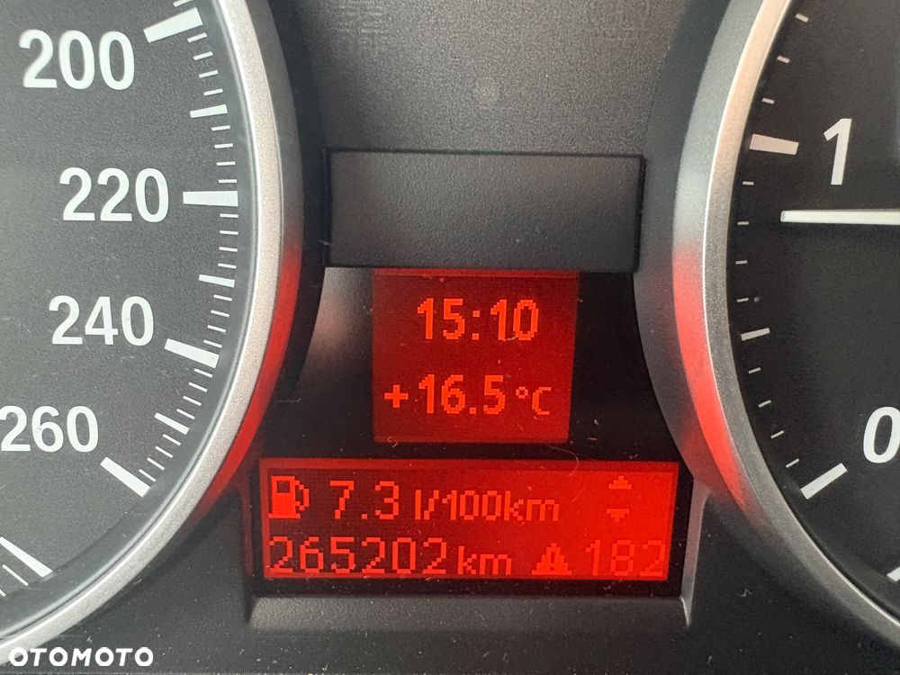 BMW X1 xDrive18d - 6