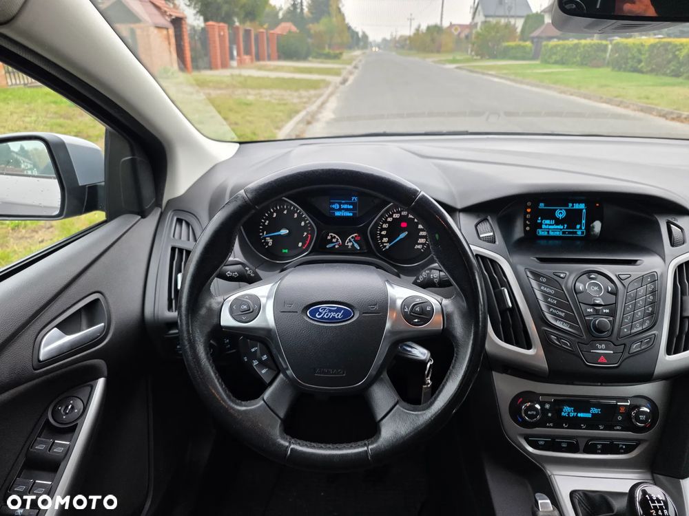 Ford Focus 1.6 Trend - 12