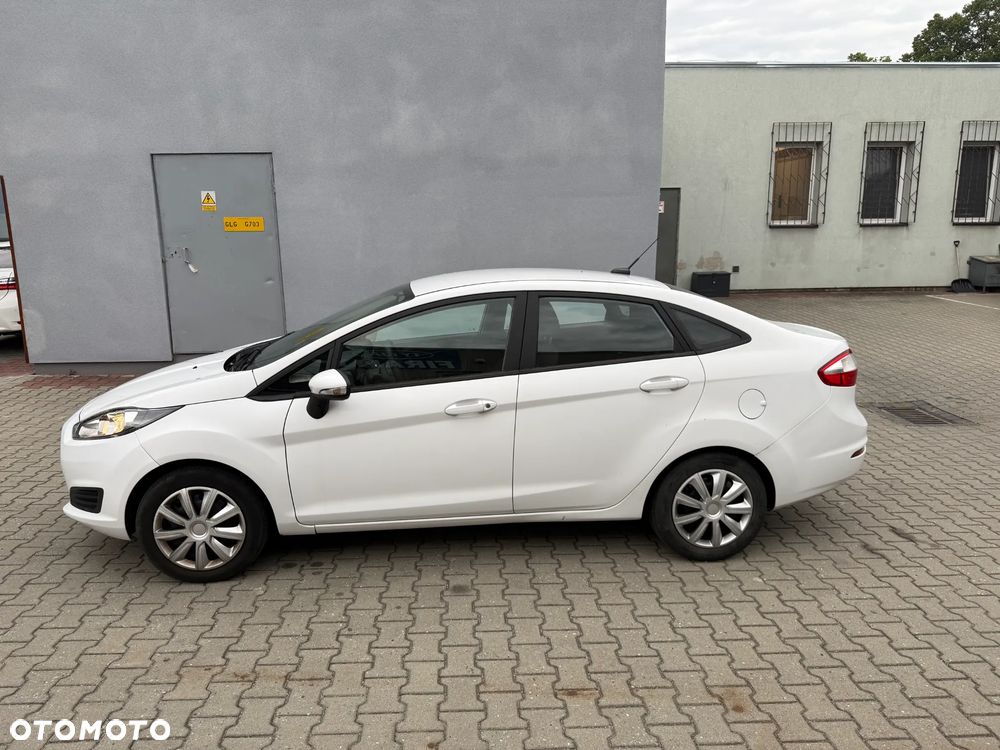 Ford Fiesta - 4