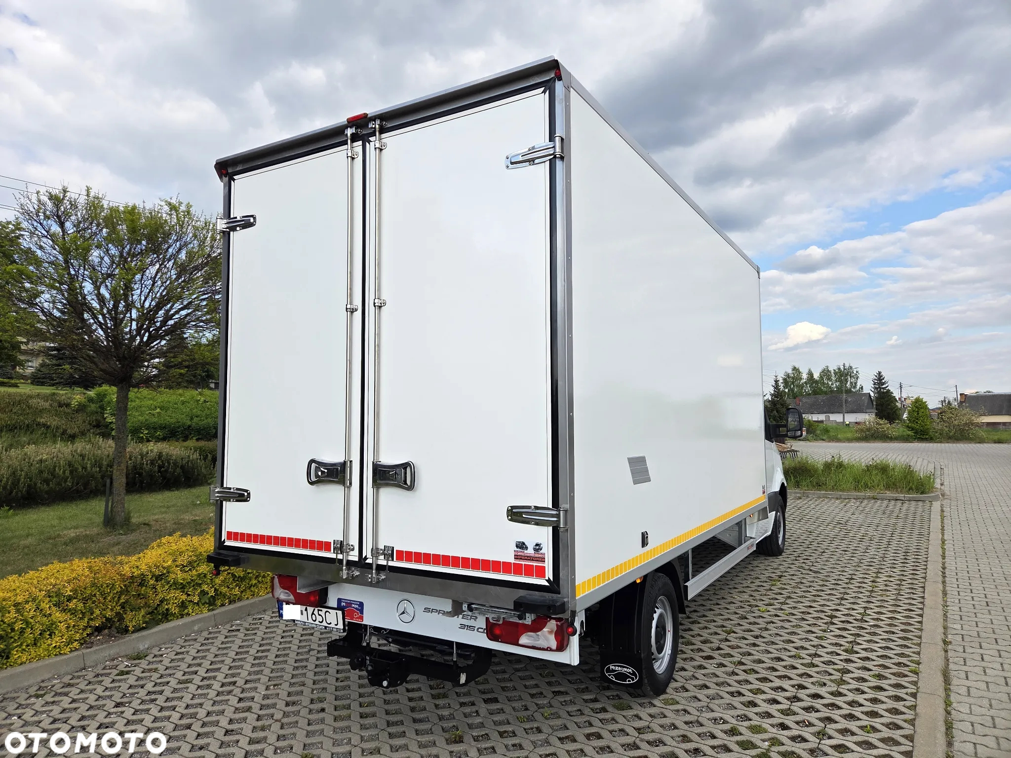 Mercedes-Benz Sprinter - 5