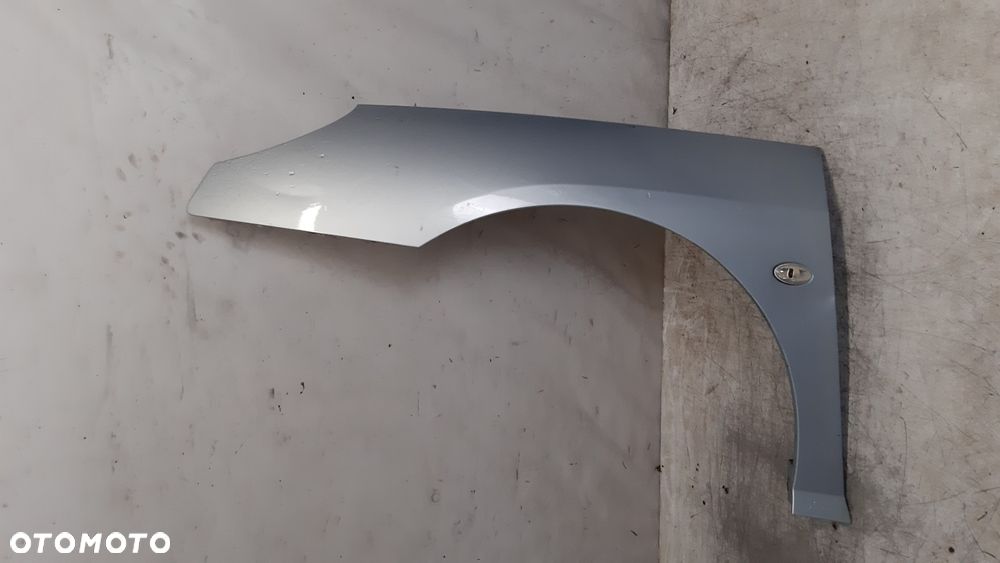 * BŁOTNIK LEWY PRZEDNI PRZÓD do peugeot 407 EYLC BŁĘKITNY - 1