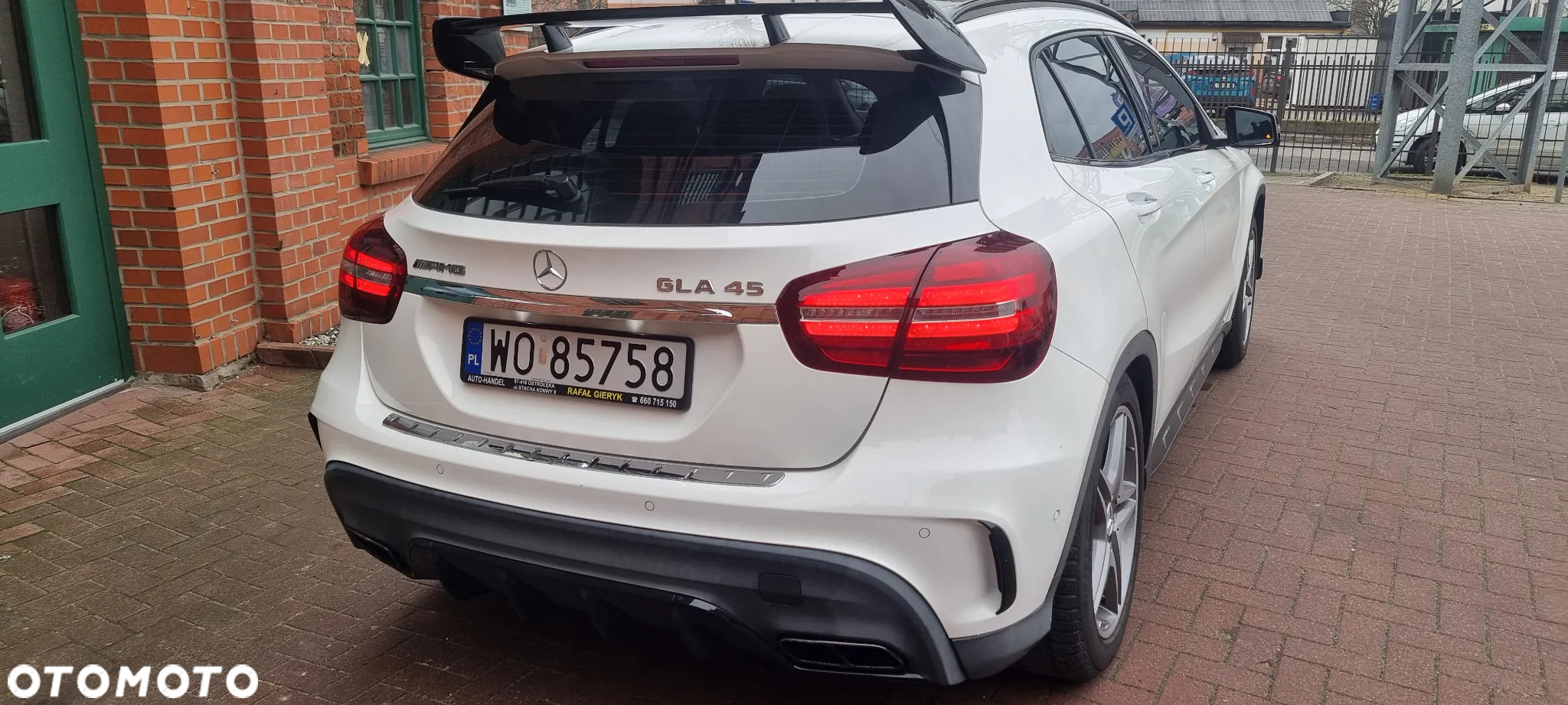 Mercedes-Benz GLA AMG 45 4Matic AMG Speedshift 7G-DCT AMG Night Edition - 38