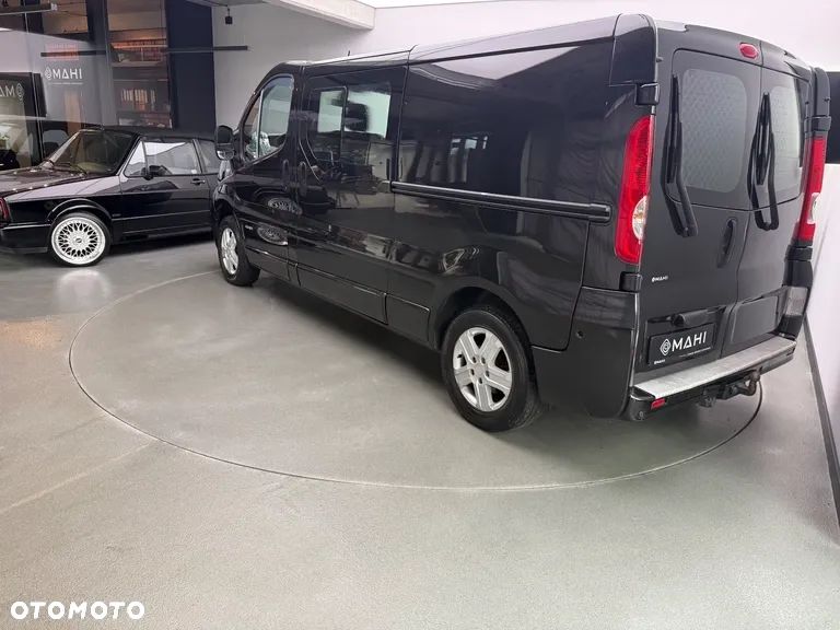 Renault Trafic ver-2-0-dci-115-fap-grand-combi-l2h1-expression - 9