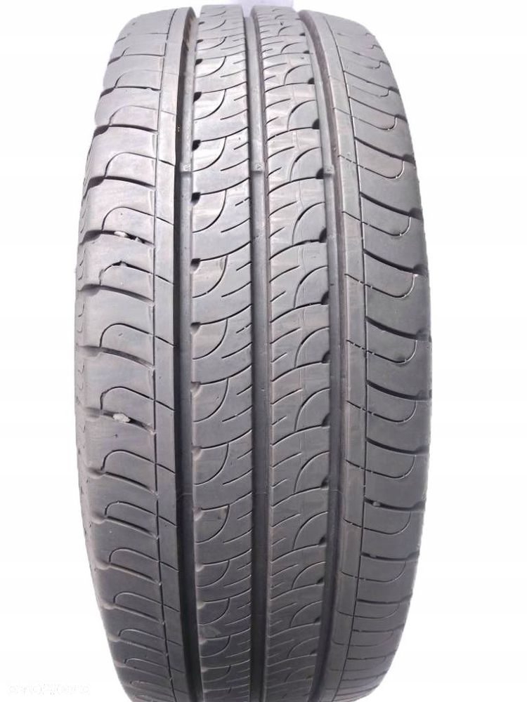 Goodyear efficientgrip cargo 2 225/70 R15C 112/110S 2021 8-8.5mm - 1