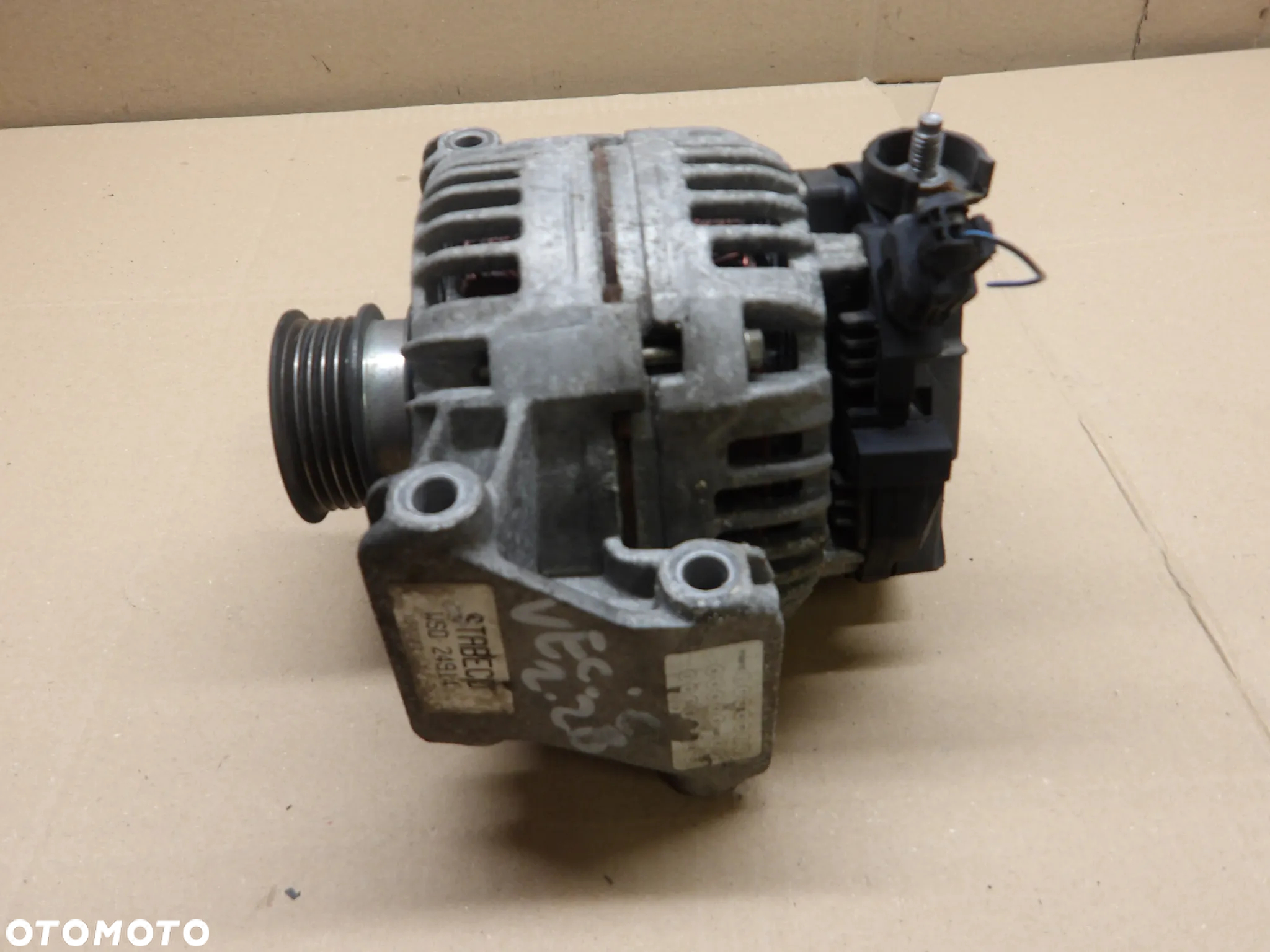 OPEL VECTRA C SEDAN 02-05 2.2 SE ALTERNATOR - 2