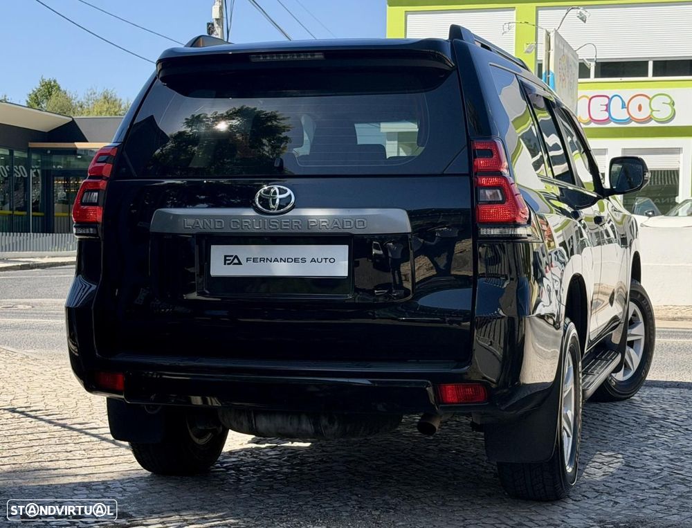 Toyota Land Cruiser Prado - 2