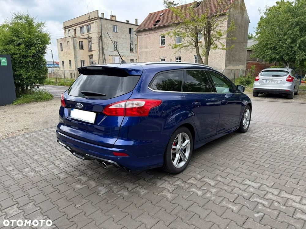 Ford Focus - 4