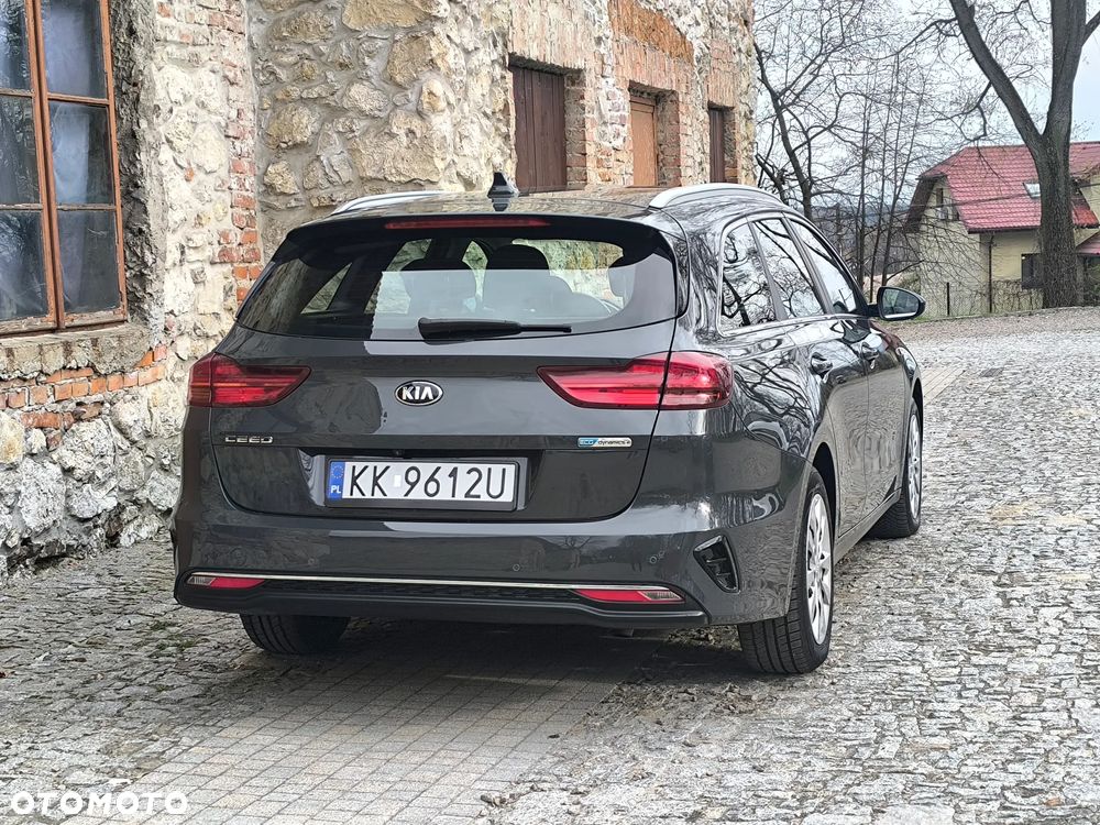Kia Ceed 1.6 CRDi mHEV S - 3