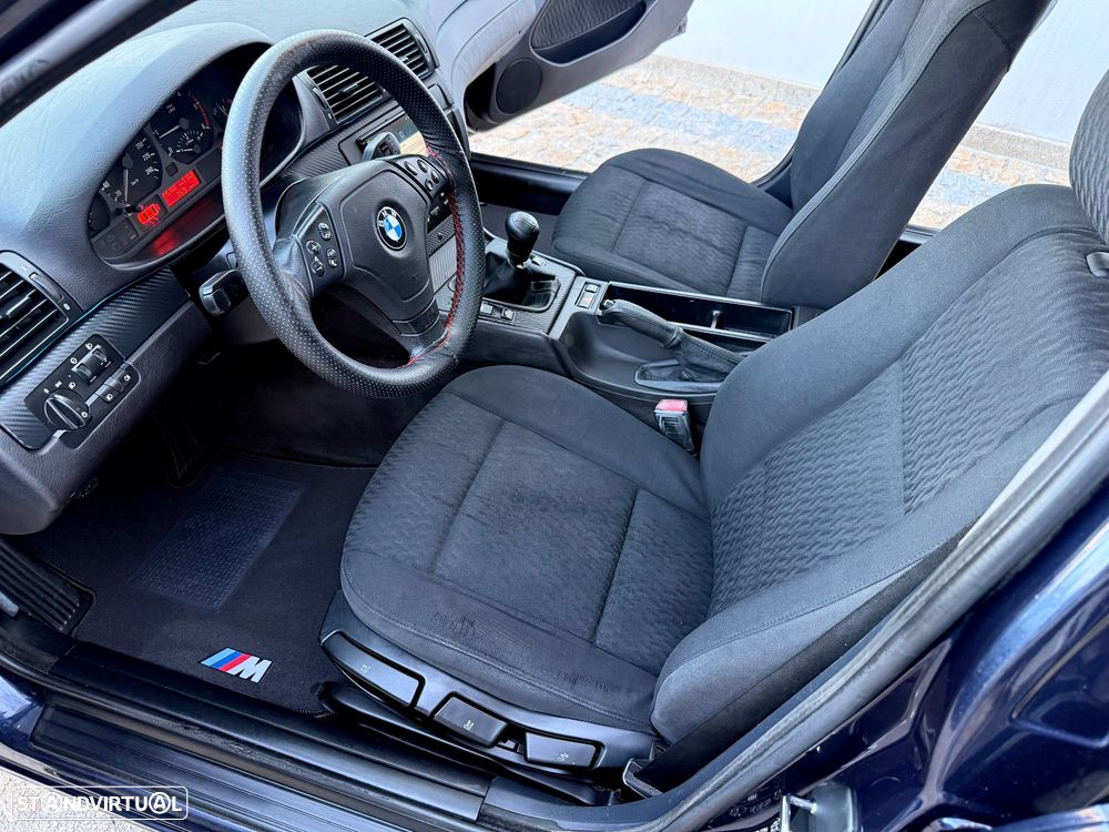BMW 320 - 32