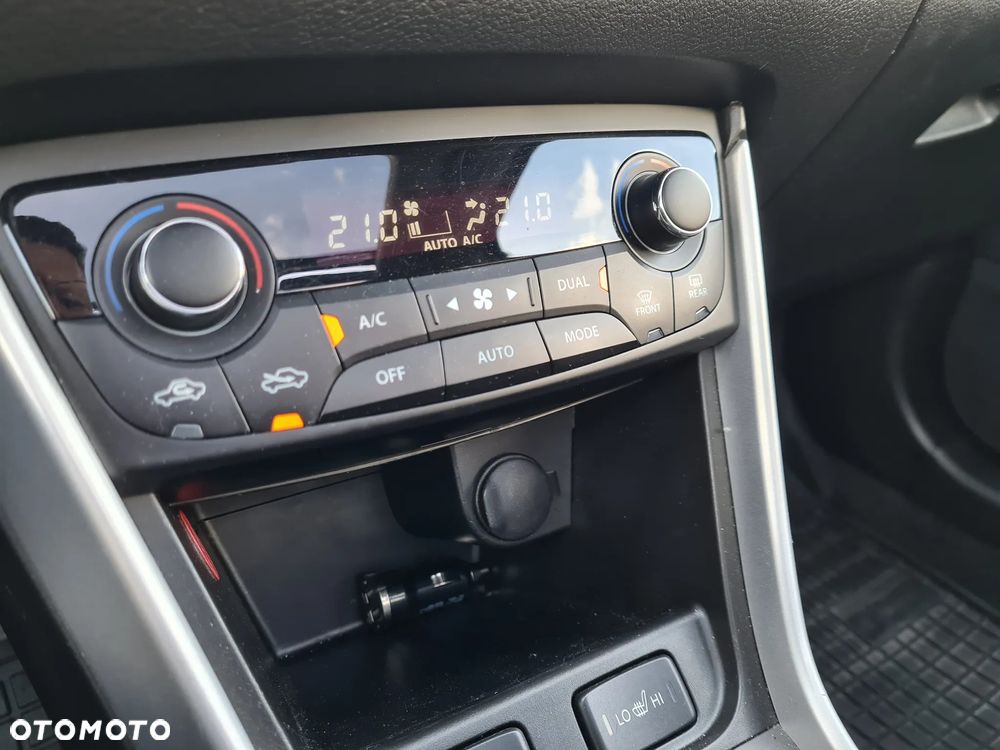 Suzuki SX4 1.6 Premium - 20