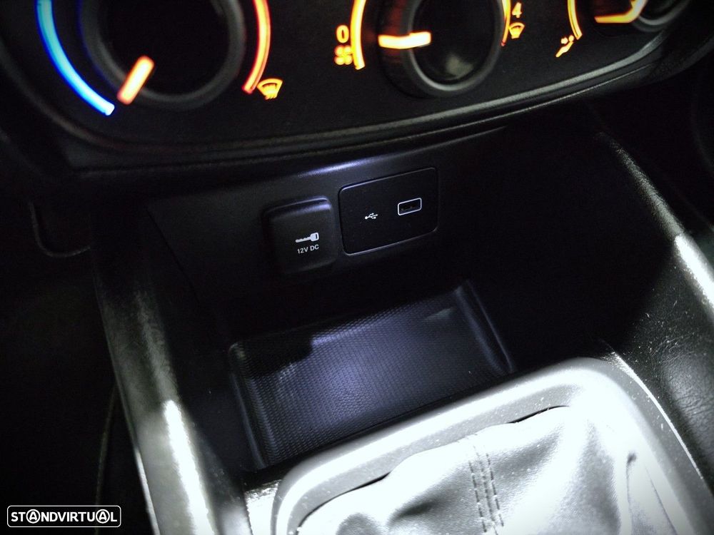 Fiat Tipo Station Wagon 1.3 M-Jet Street - 30