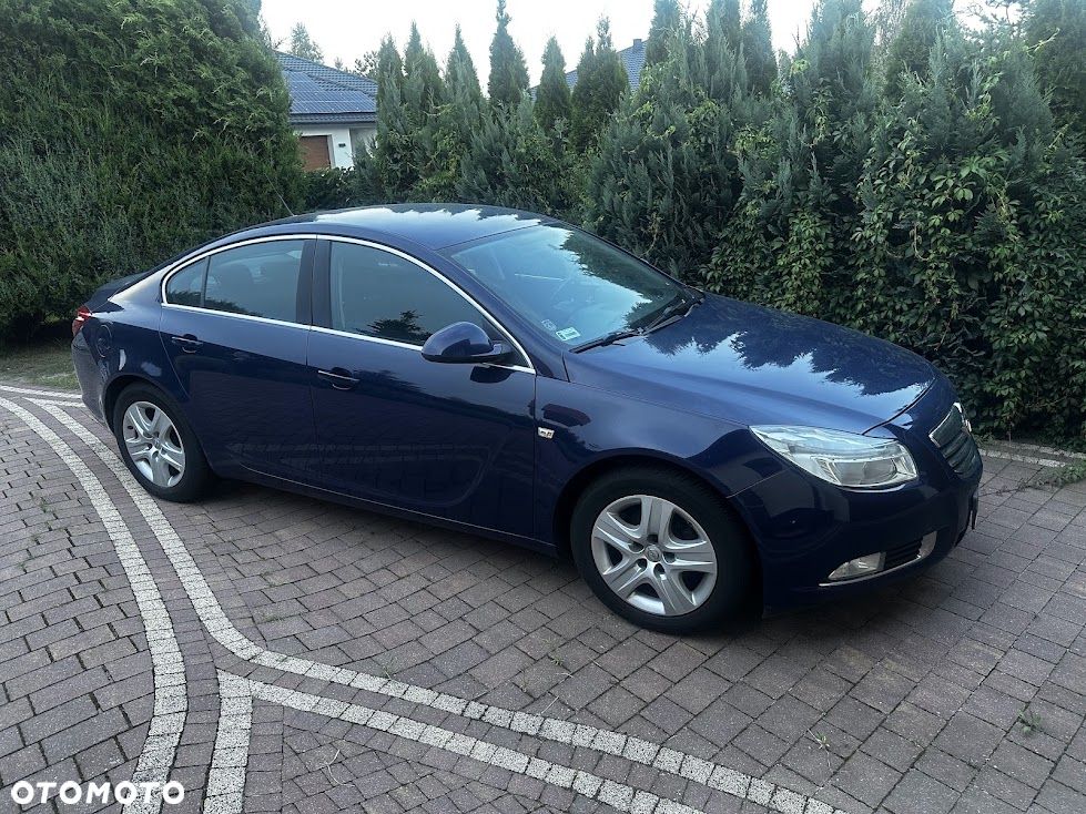 Opel Insignia 1.8 Edition - 1