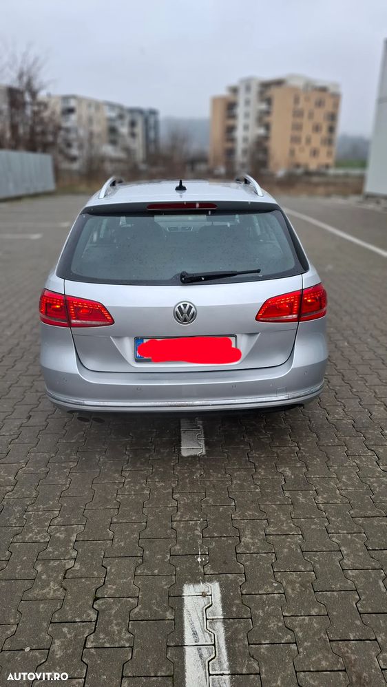 Volkswagen Passat 2.0 TDI DPF DSG Comfortline - 3