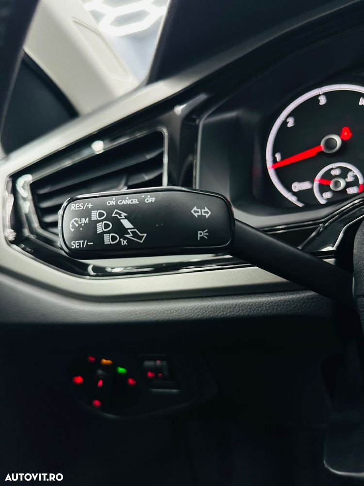 Volkswagen Polo 1.6 TDI SCR Comfortline - 27